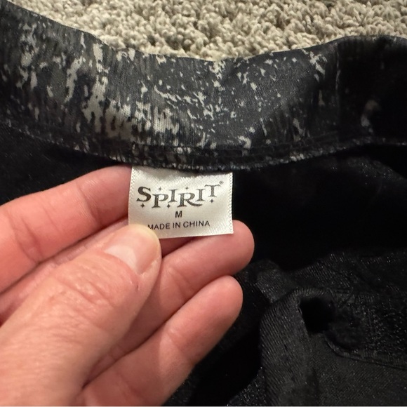 Spirit Halloween Skeleton pirate costume - Medium - Picture 2 of 12